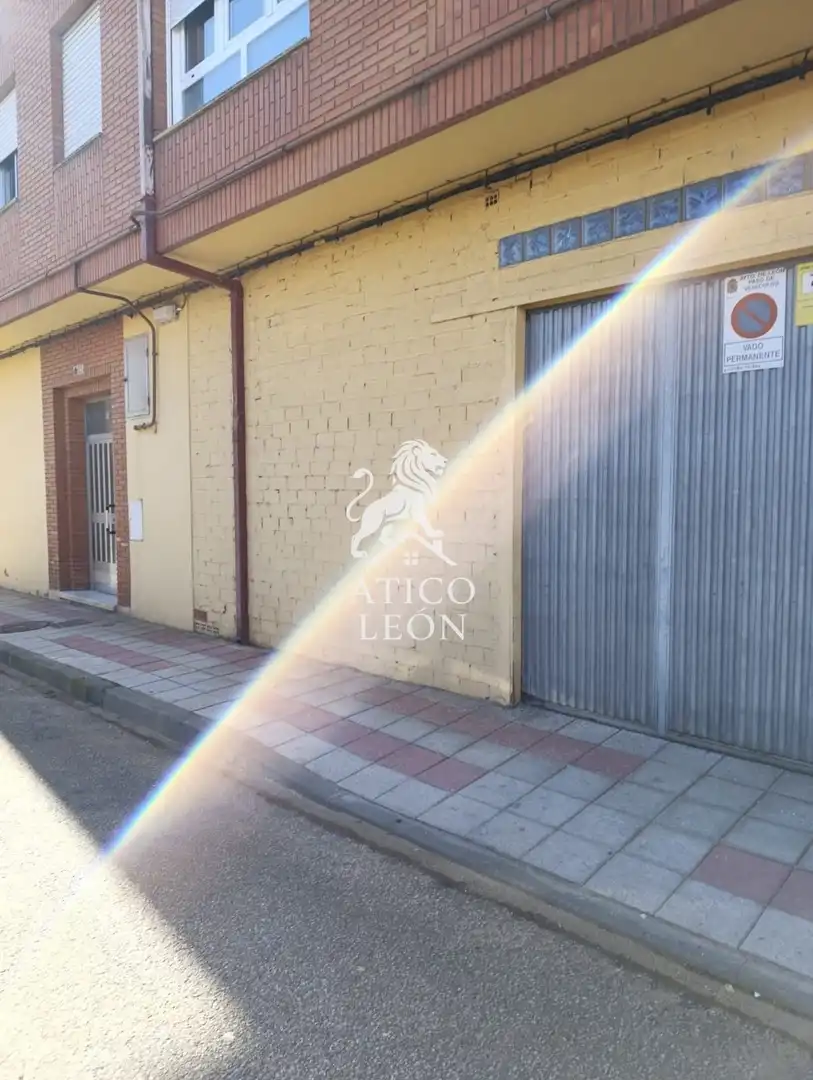 Geschaftsraum zum Verkauf in León Capital 