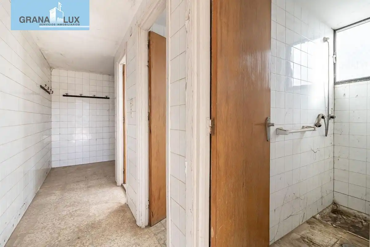 Casa rústica amb piscina en venda a Santa Fe, imagen 26