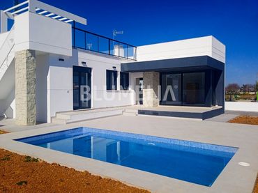 Casa con piscina in vendita a Partida Barranquet Carrerres