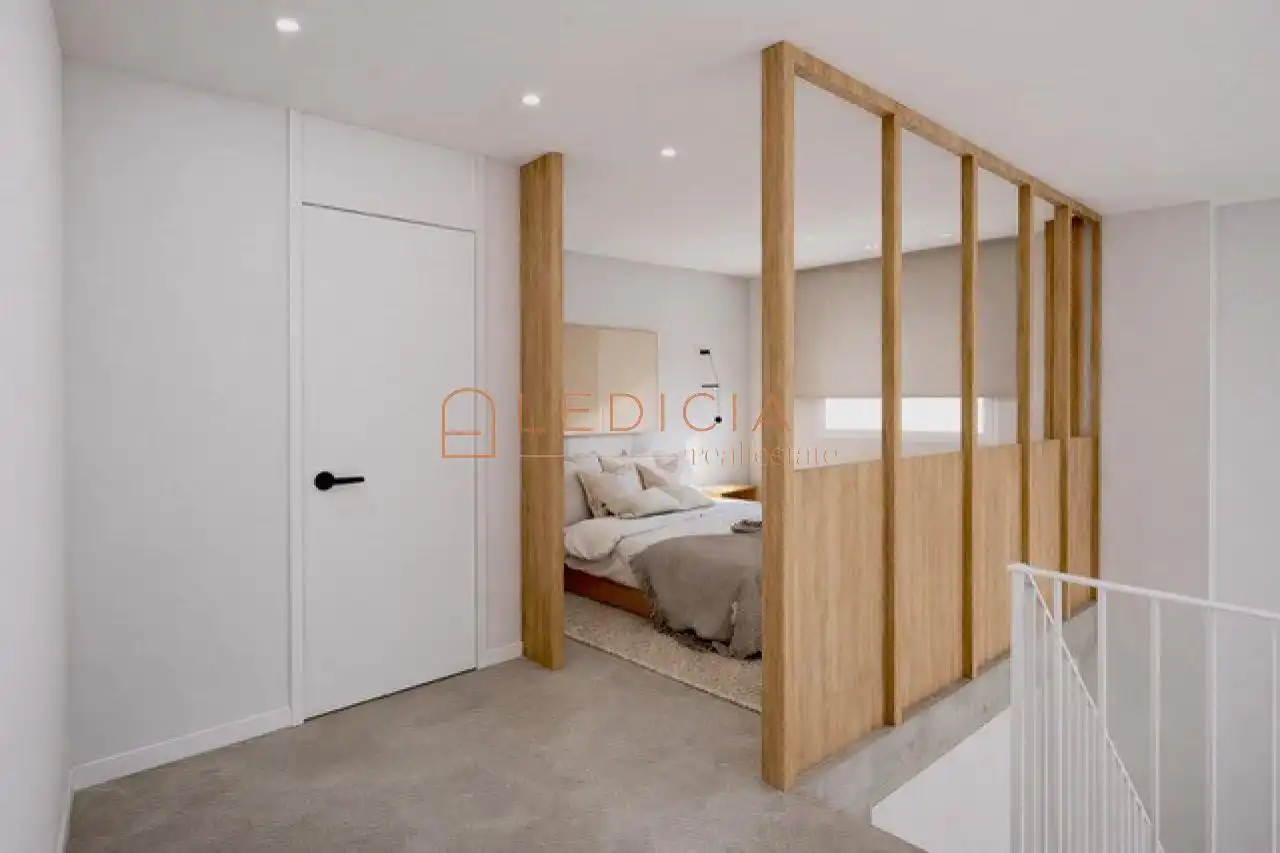 Habitación de Piso en venta en Cangas  con Calefacción y Amueblado