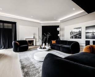 Sala d'estar de Apartament en venda en  Madrid Capital amb Aire condicionat, Calefacció i Traster