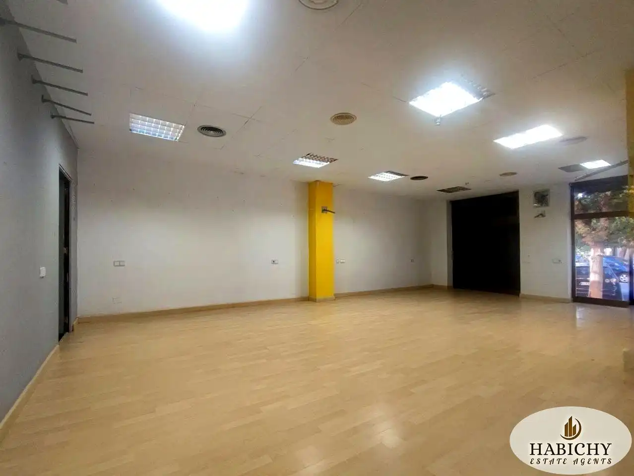 Business premises for sale in Calle Ciudad de Cádiz, imagen 2