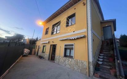 Exterior view of House or chalet for sale in Siero  with Heating, Parquet flooring and Storage room