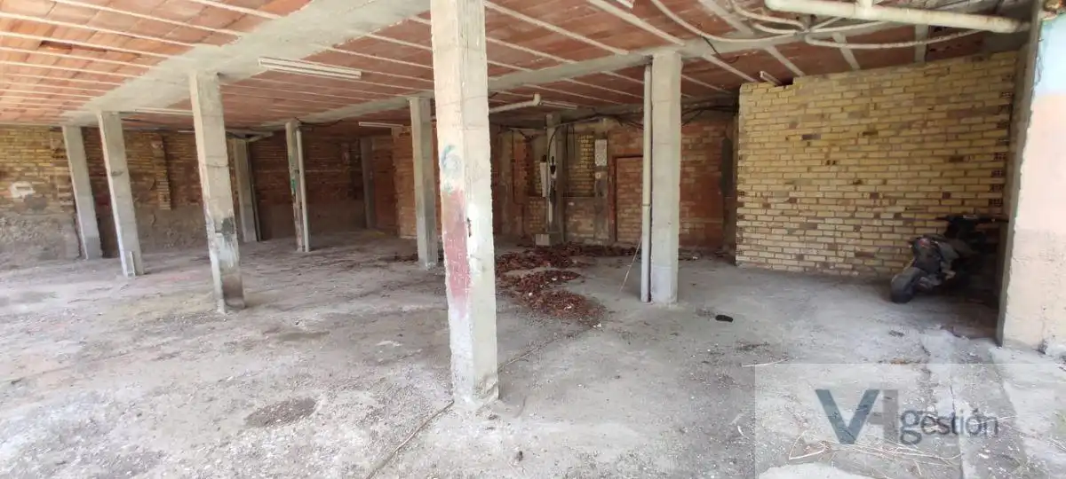 Industrial buildings for sale in Puerto Serrano