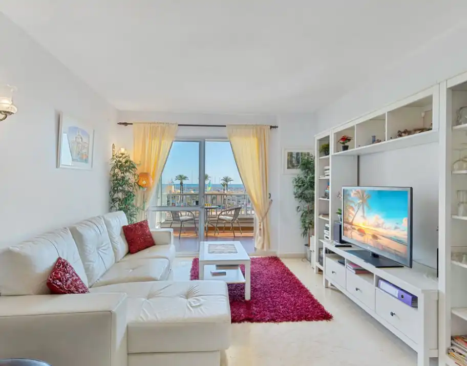 Piso con ascensor en venta en Puerto Deportivo, imagen 4