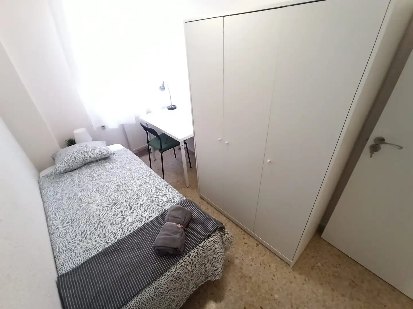 Habitació a Calle de Braille, 20, Tres Olivos - Valverde