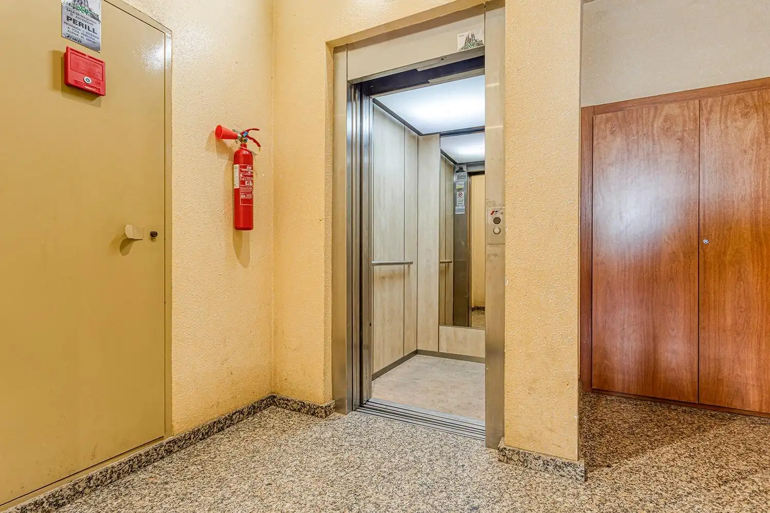 Wohnung zum Verkauf in Vilanova del Camí mit Heizung, Terrasse und Balkon