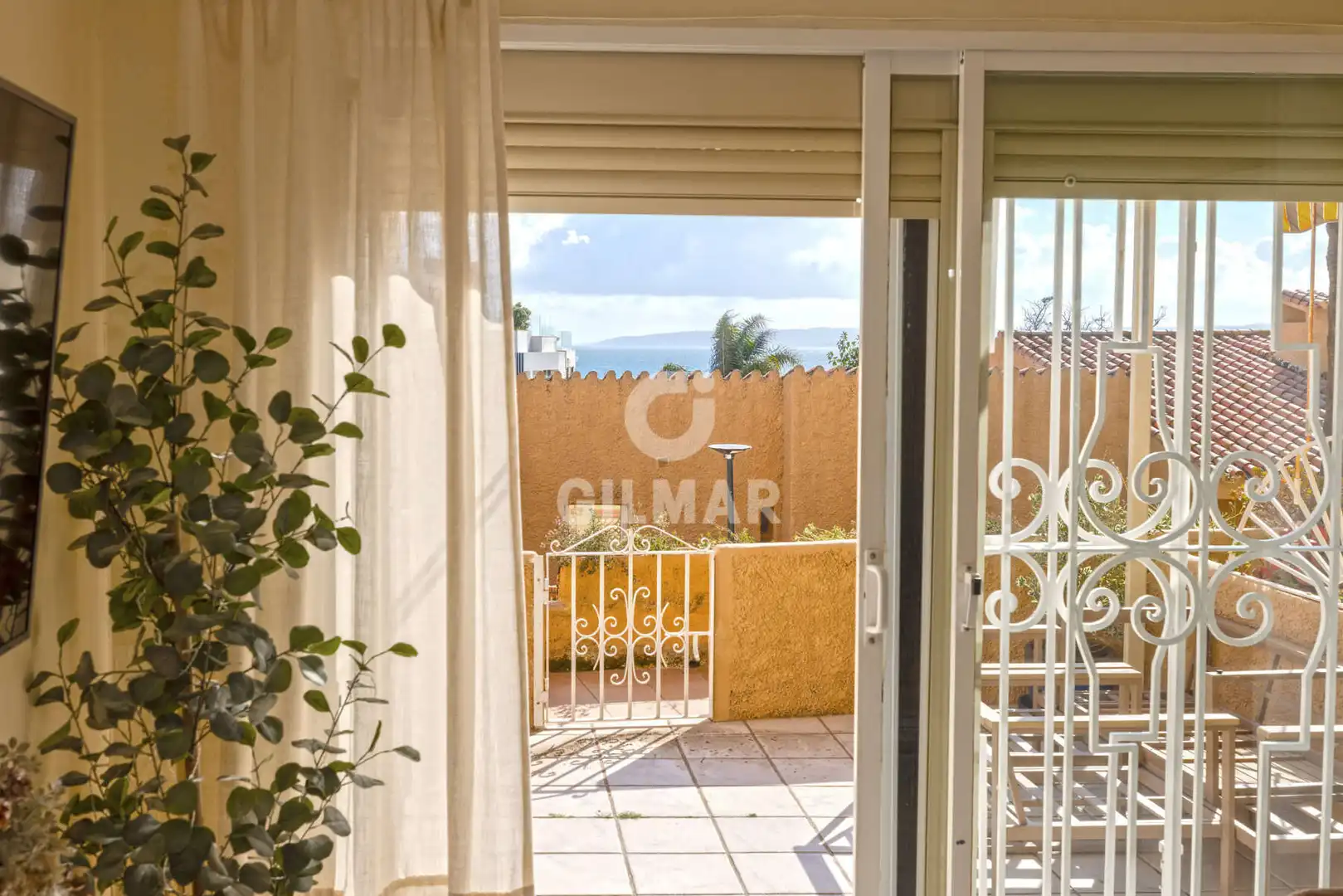 Schlafzimmer von Einfamilien-Reihenhaus zum Verkauf in Estepona