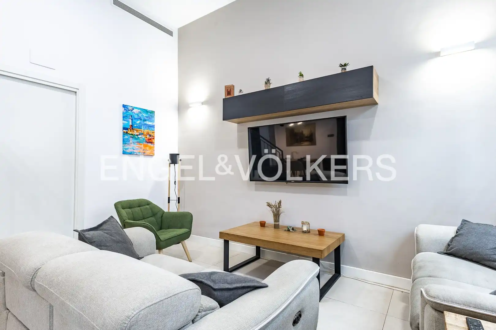 Sala de estar de Casa adosada en venta en Badalona con Aire acondicionado, Calefacción y Terraza
