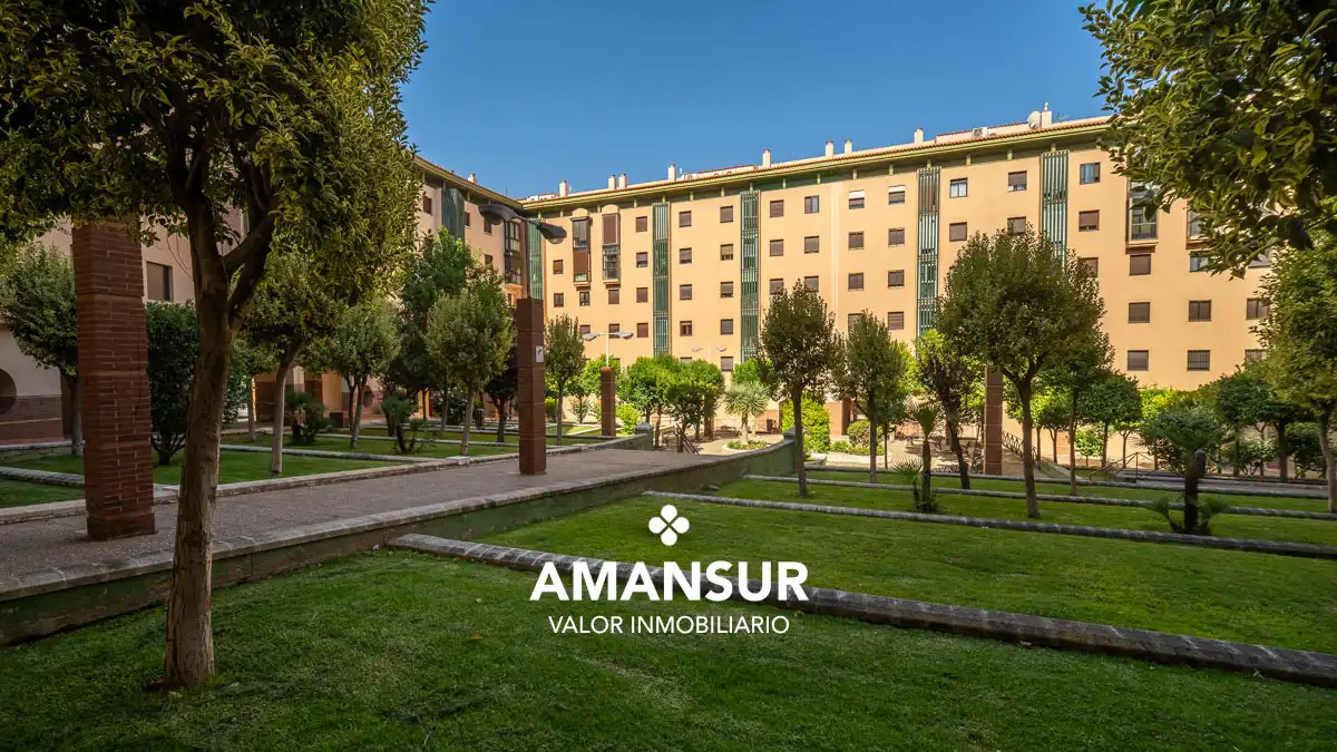 Flat with terrace for sale in Calle Emilio Molero, imagen 5