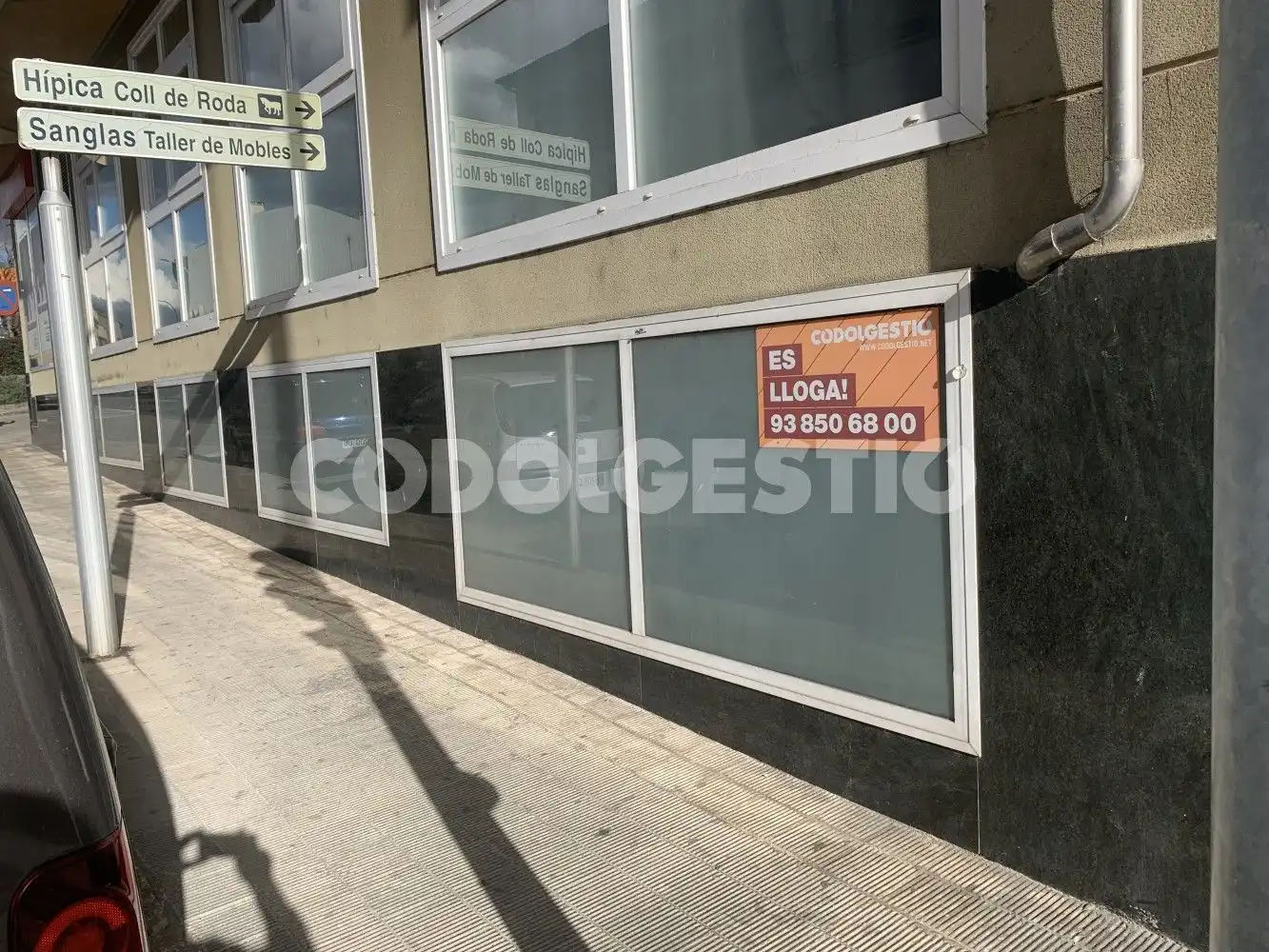 Exterior view of Commercial properties for sale in Roda de Ter