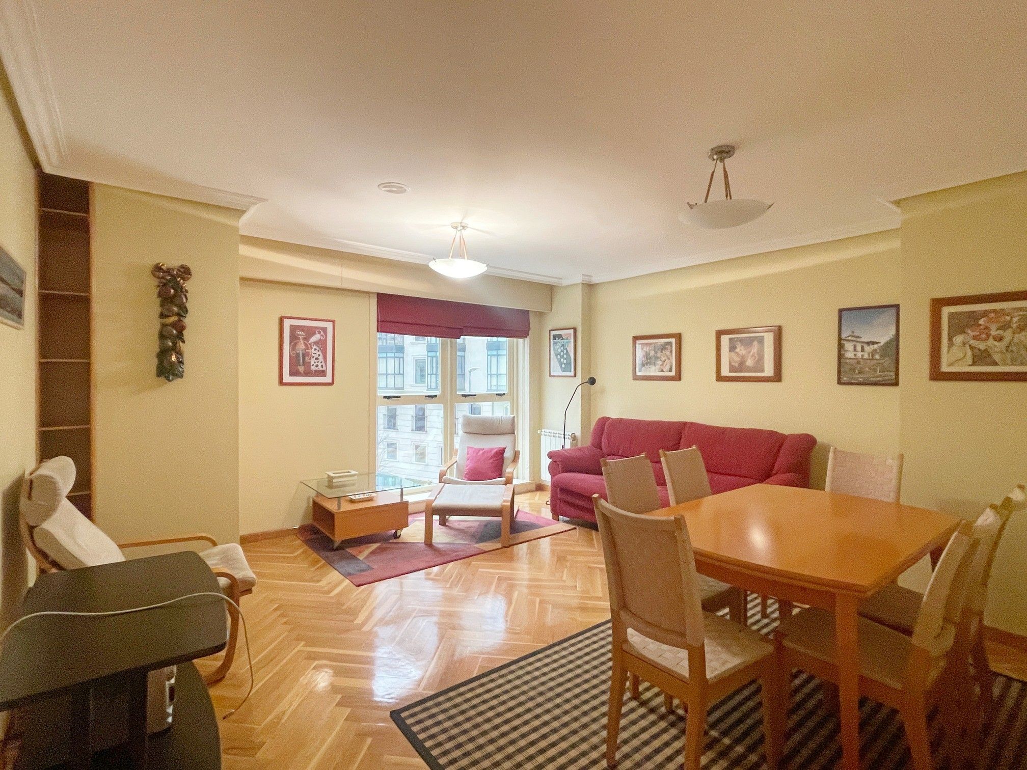 Sala d'estar de Apartament de lloguer en A Coruña Capital  amb Aire condicionat, Calefacció i Parquet