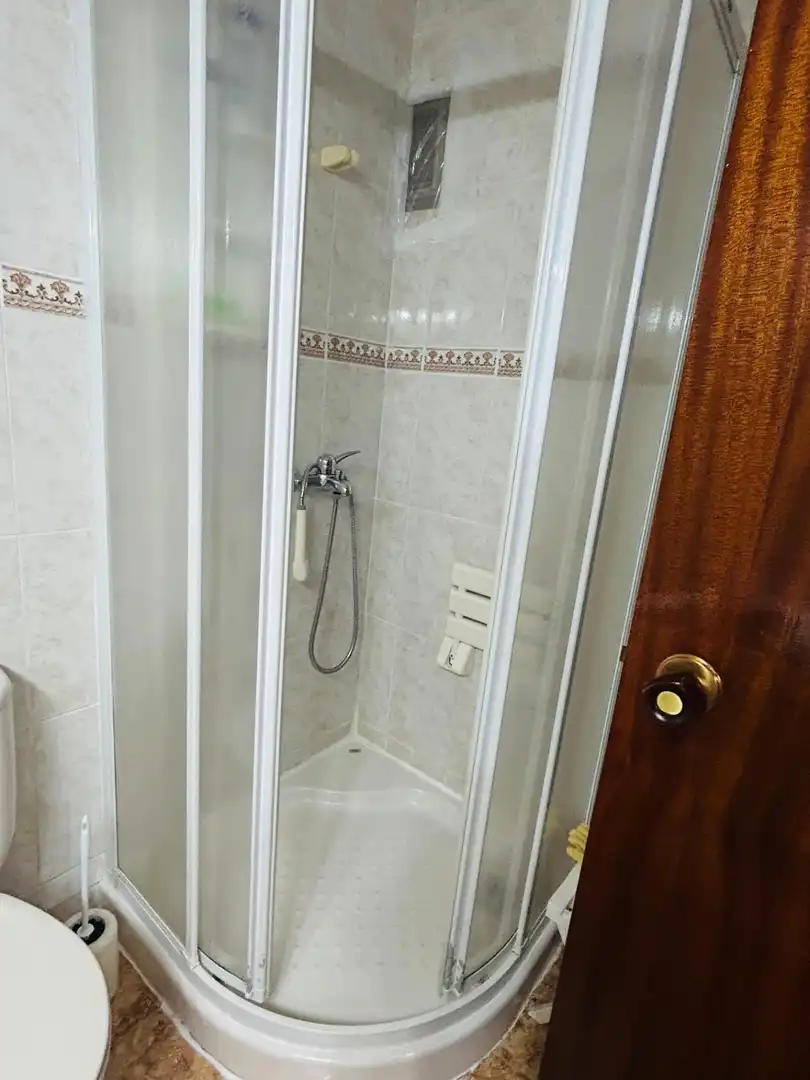 Bany de Casa o xalet en venda en San Pedro del Pinatar amb Aire condicionat, Jardí privat i Traster