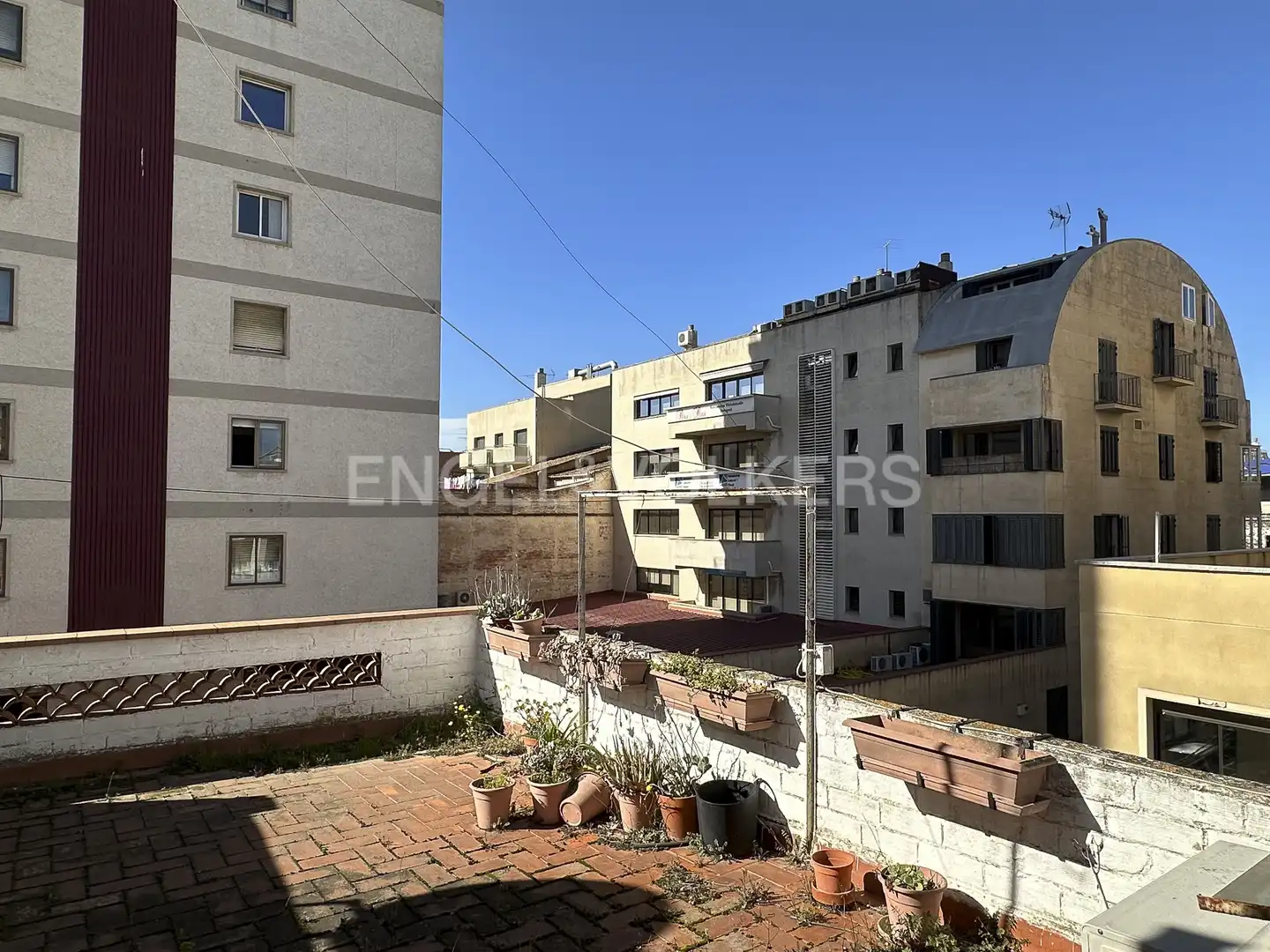 Exterior view of Houses for sale in Vilafranca del Penedès  with Heating, Parquet flooring and Terrace