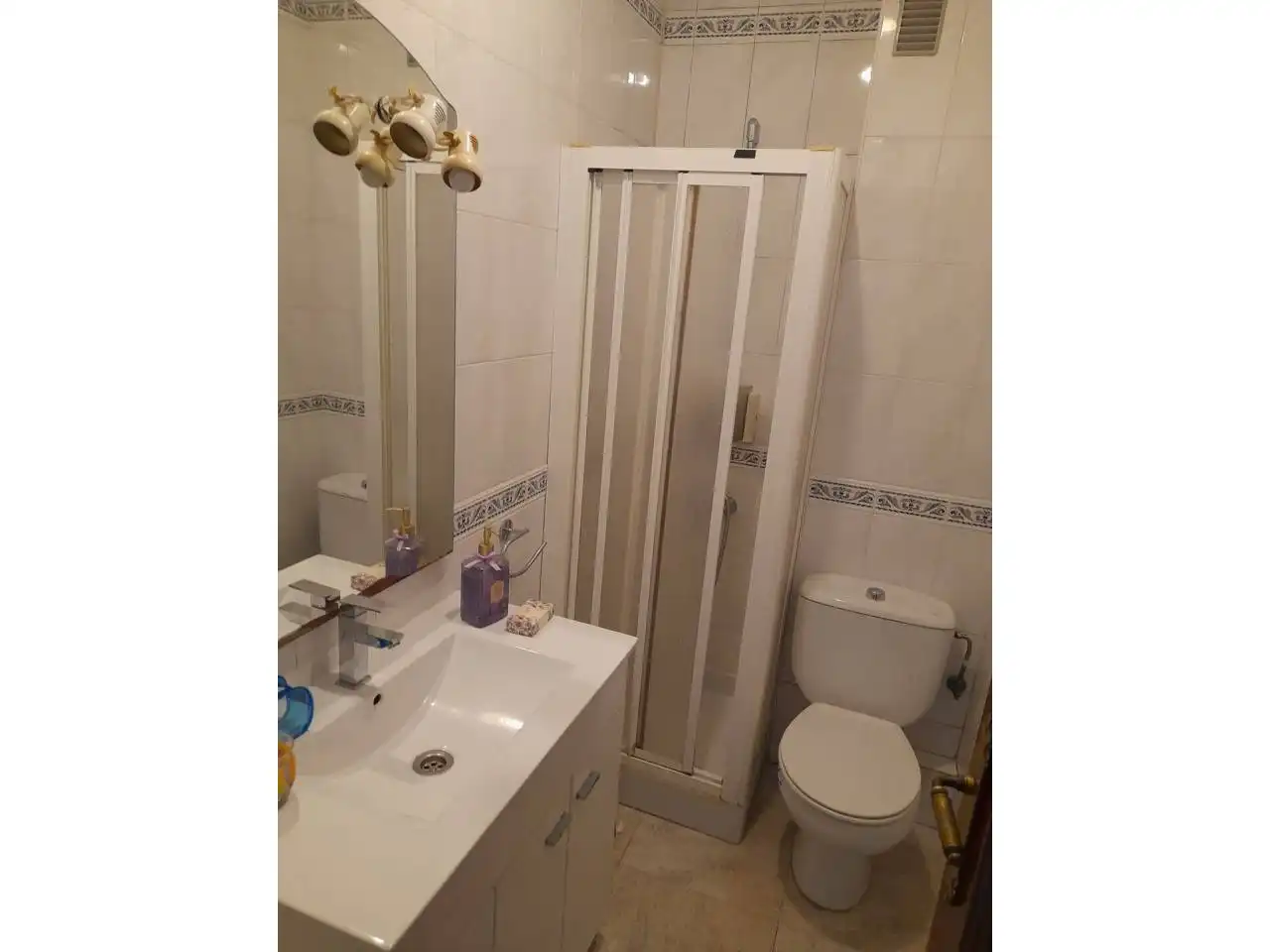Bathroom of Flat for sale in Huelva