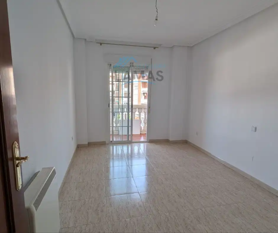 Dúplex en venta en Navalmoral de la Mata con Calefacción, Terraza y Balcón