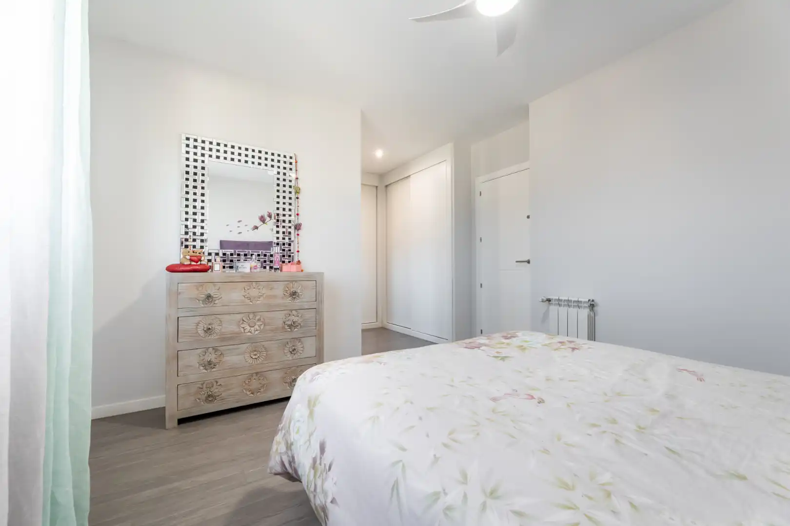 Habitación de Casa adosada en venta en Navalcarnero con Calefacción, Jardín privado y Piscina