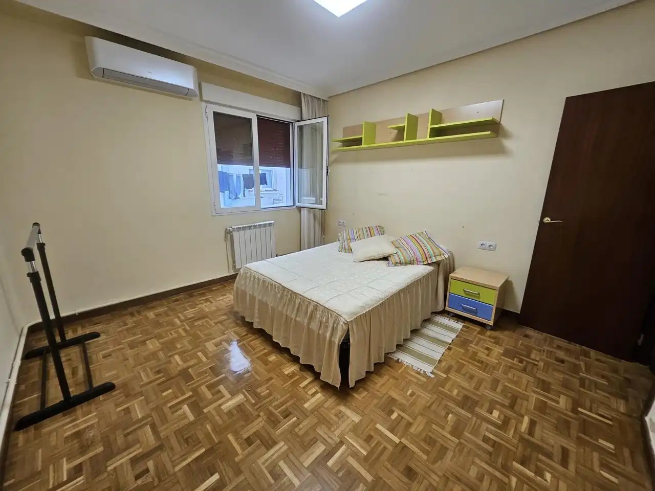 Dormitori de Pis en venda en Burlada / Burlata amb Aire condicionat, Calefacció i Parquet