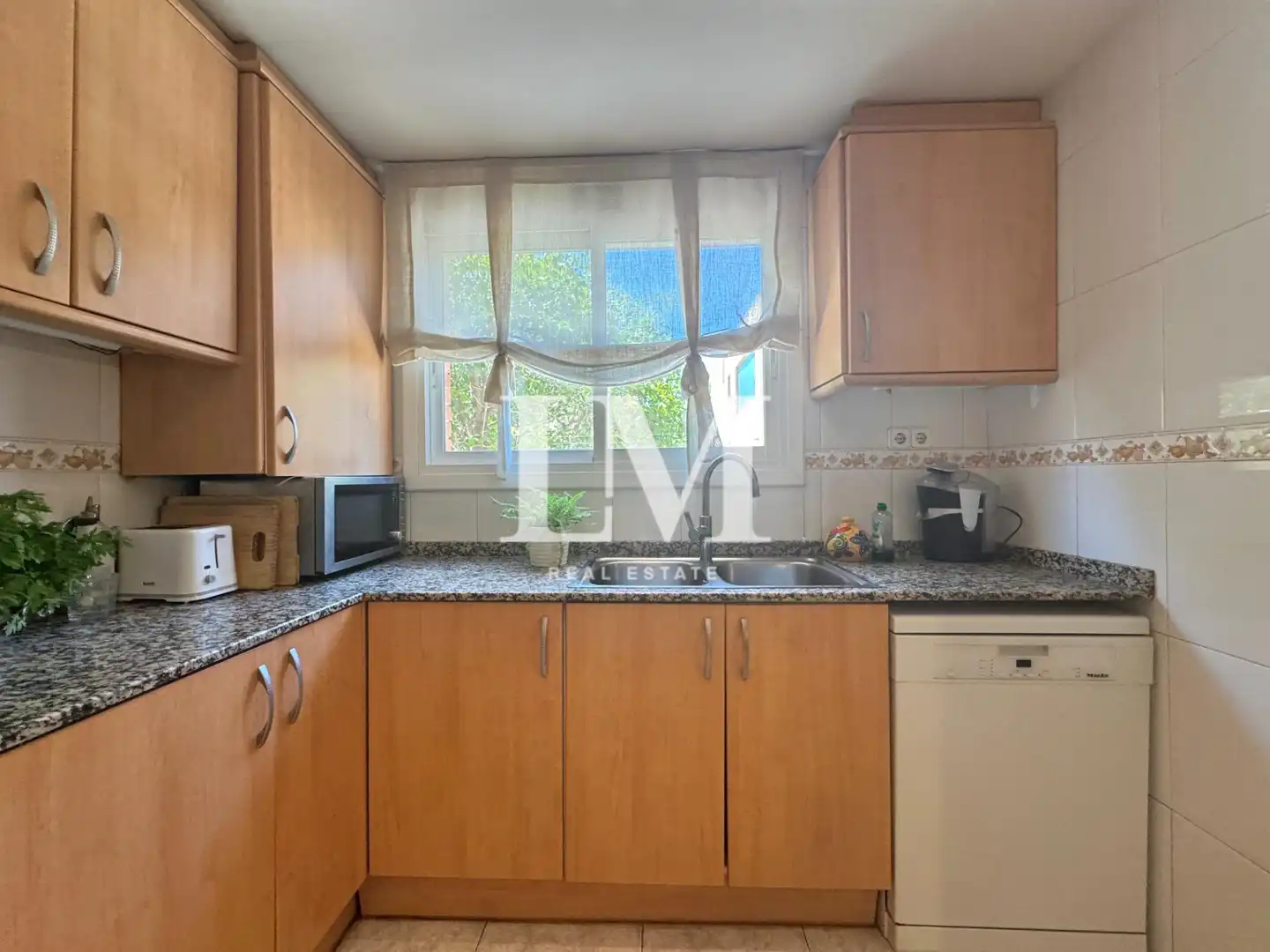 Cocina de Casa o chalet de alquiler en Rubí con Aire acondicionado, Calefacción y Jardín privado