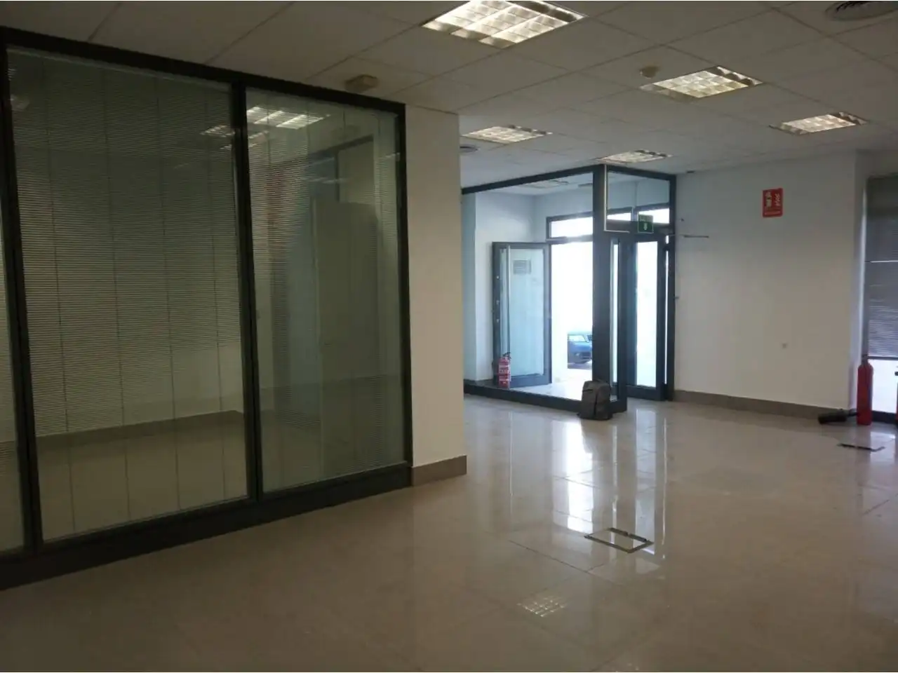 Local en venda en San Javier amb Aire condicionat