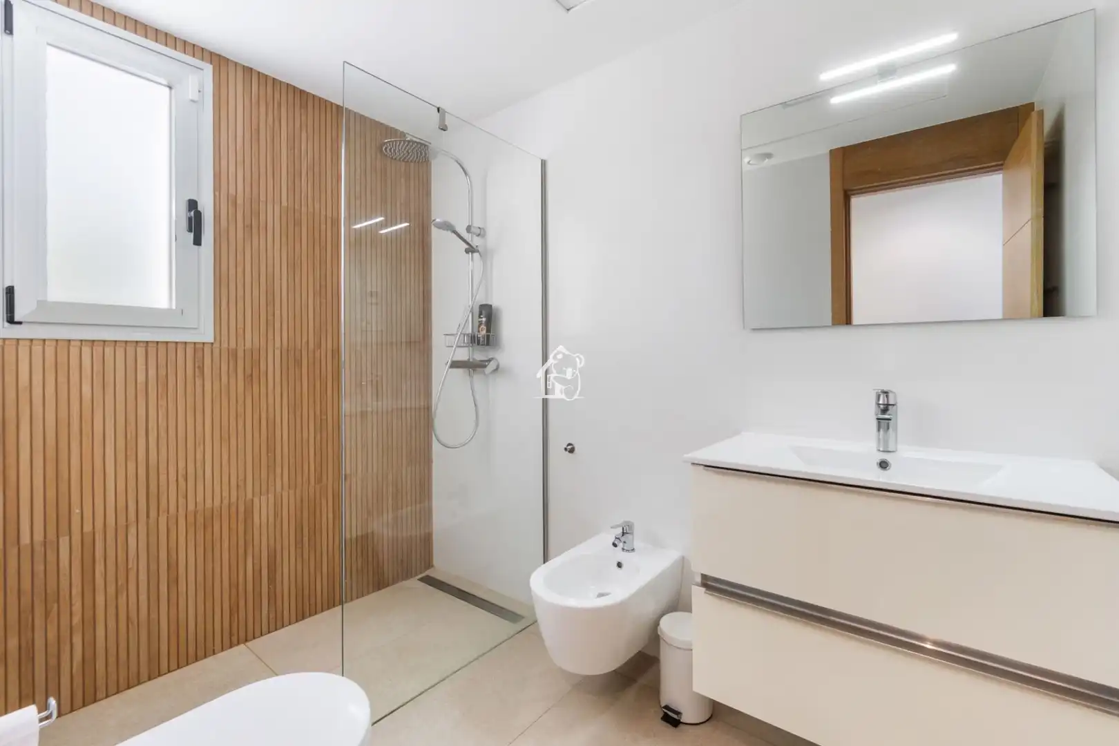 Baño de Casa o chalet de alquiler en Guardamar del Segura con Aire acondicionado, Jardín privado y Terraza