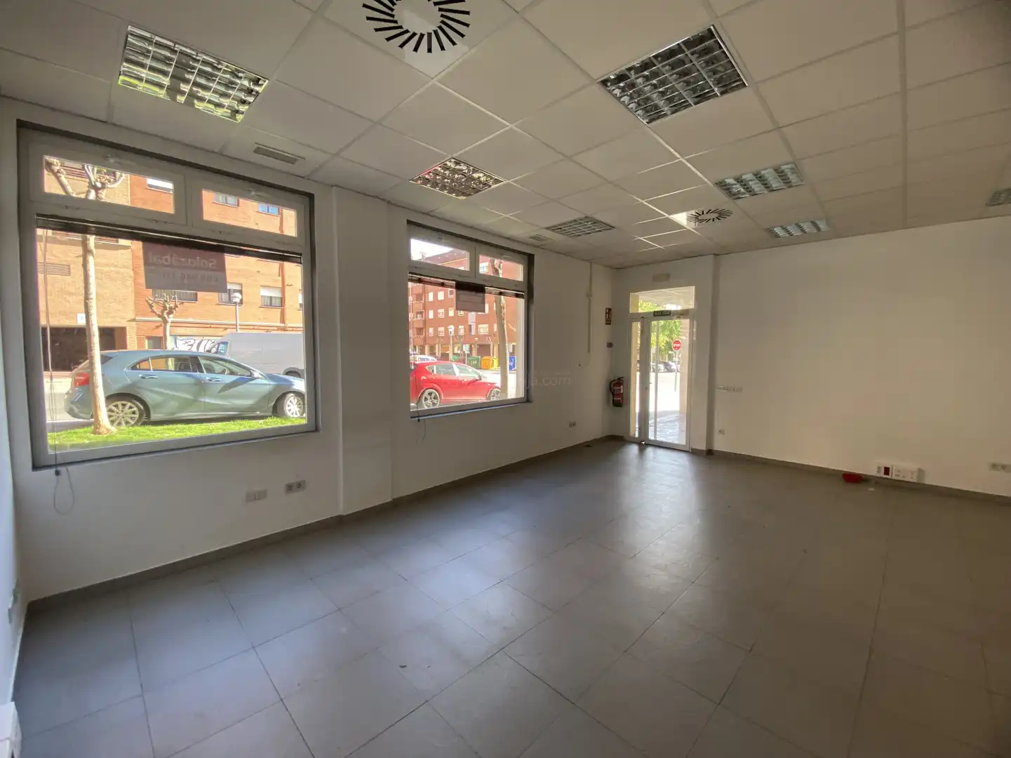 Oficina en venda en  Logroño amb Aire condicionat i Calefacció