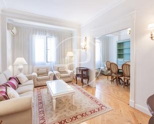 Living room of Flat to rent in  Madrid Capital  with Heating and Furnished