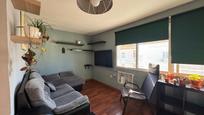 Living room of Flat for sale in  Sevilla Capital  with Storage room