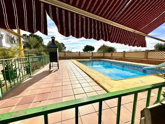 Haus mit Pool zum Verkauf in Almodóvar del Río