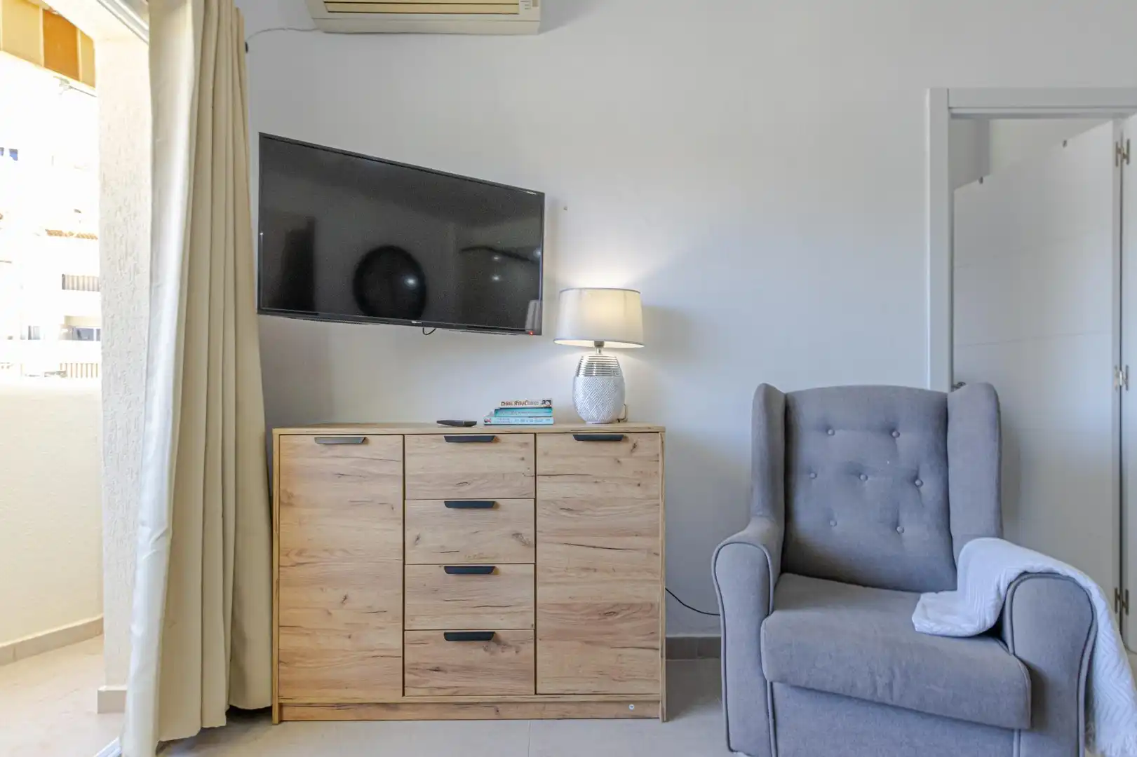Apartamento en venta en Avenida Avenida de Rocío Jurado, Parque de la Paloma