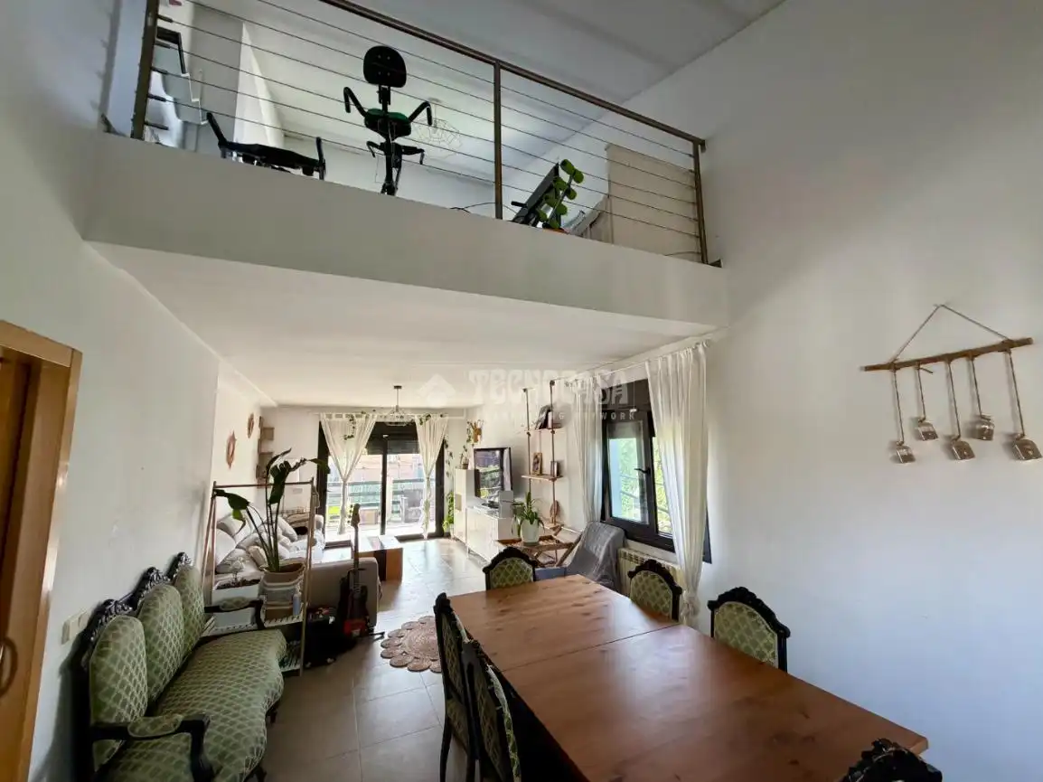 Sala de estar de Casa o chalet en venta en Serracines con Calefacción y Jardín privado