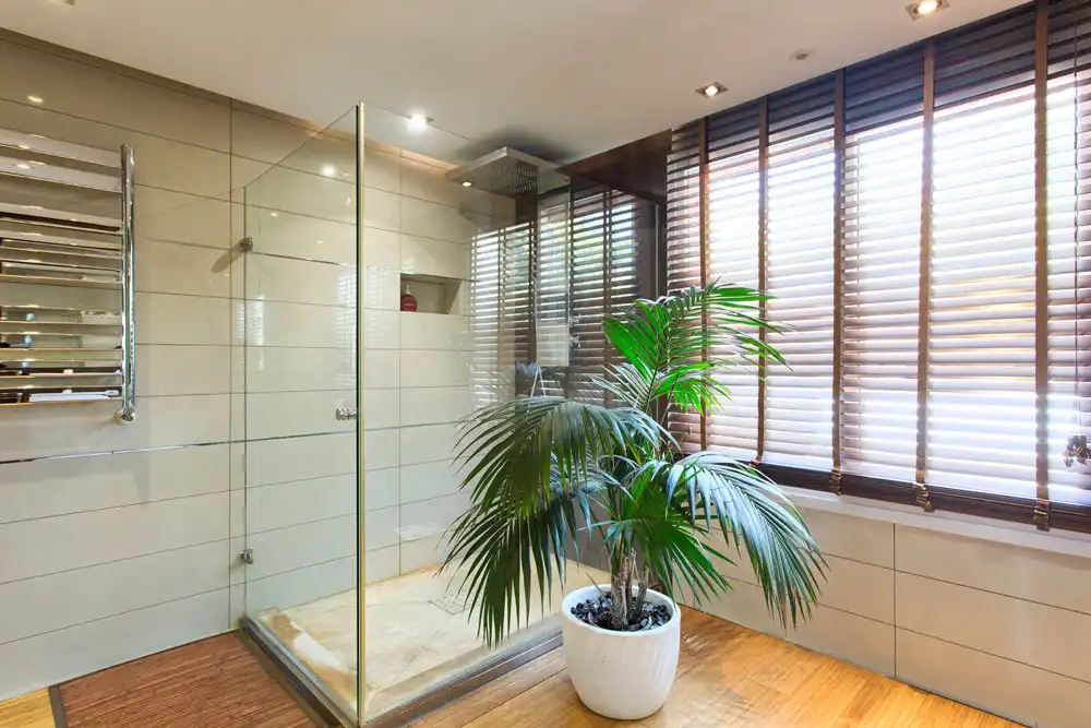 Bany de Casa o xalet de lloguer en Marbella amb Aire condicionat, Jardí privat i Terrassa