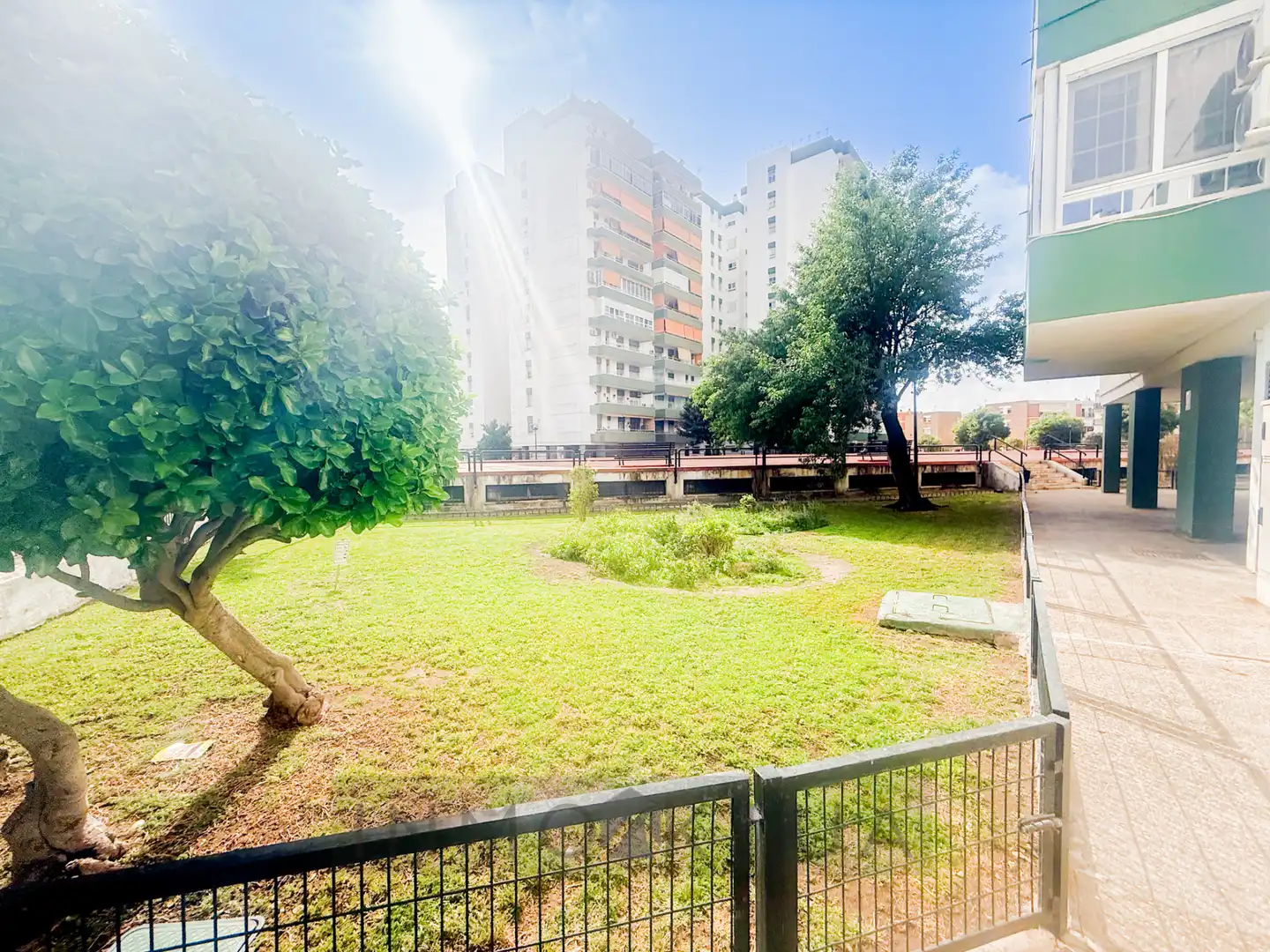 Vista exterior de Pis en venda en Jerez de la Frontera amb Aire condicionat, Terrassa i Forn