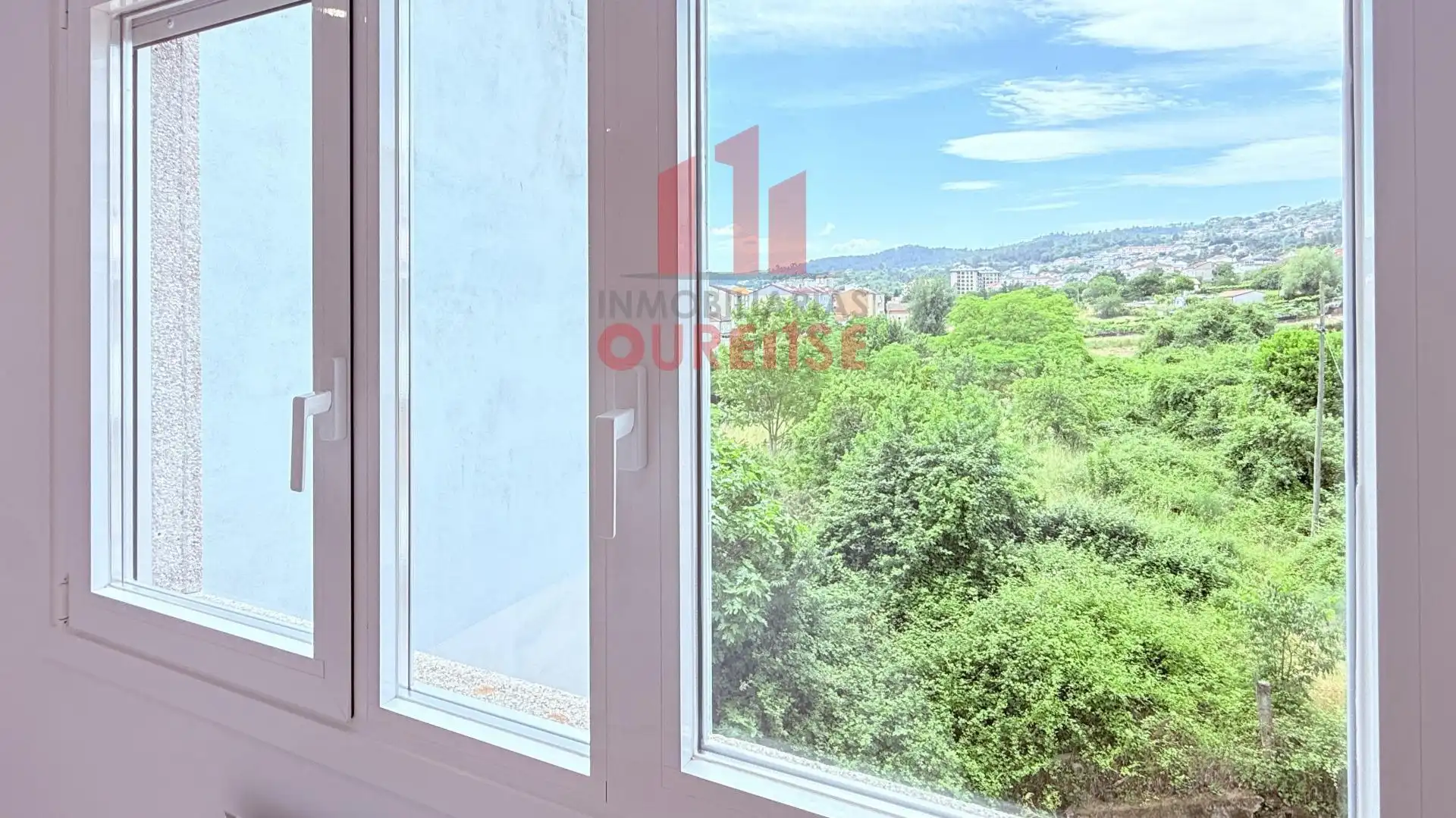 Vista exterior de Piso de alquiler en Ourense Capital  con Calefacción y Amueblado