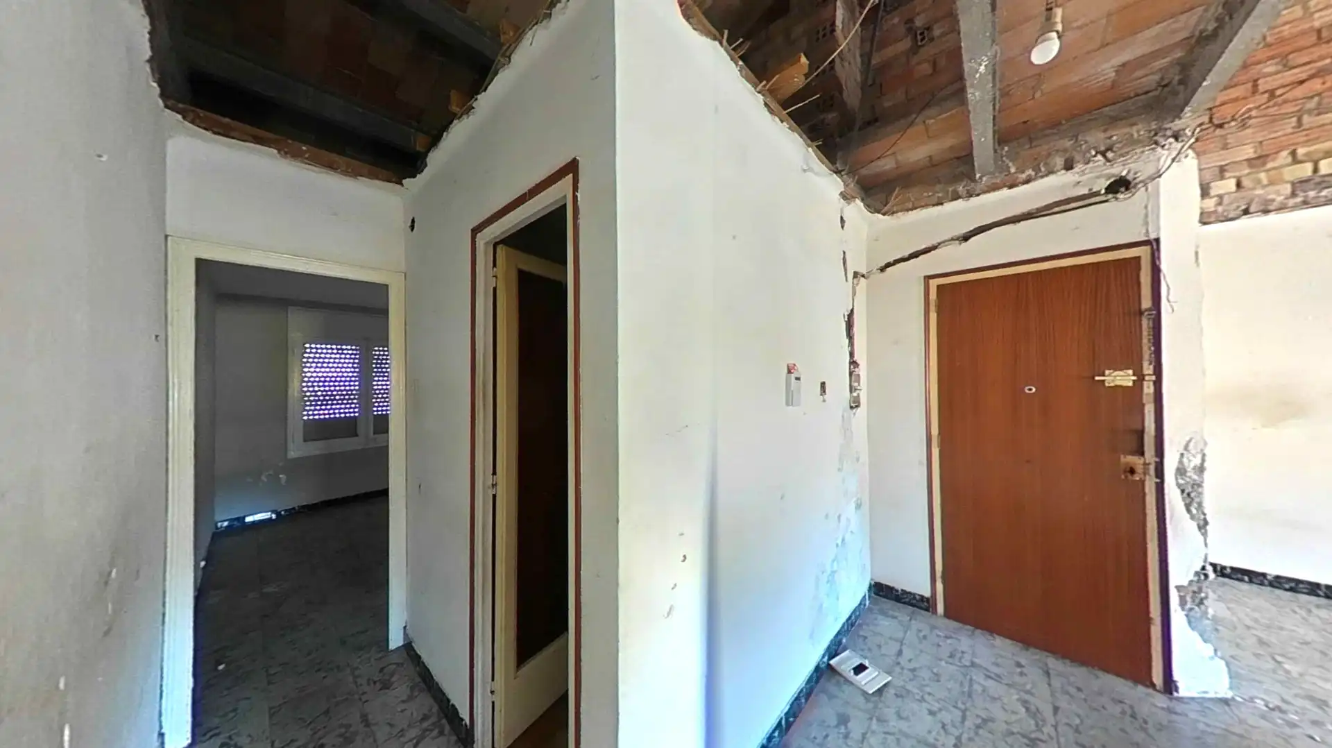 Piso en venta en Vallirana con Balcón