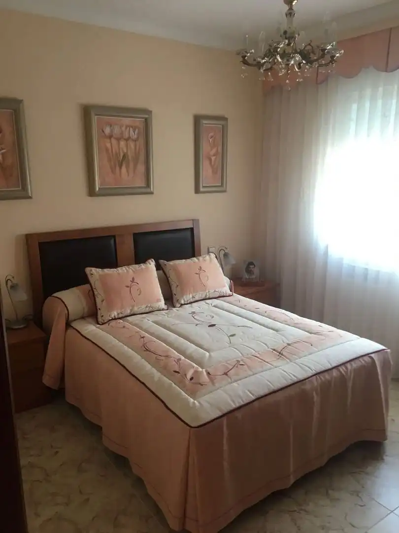Habitación de Casa o chalet en venta en Calzada de Valdunciel con Calefacción, Jardín privado y Terraza