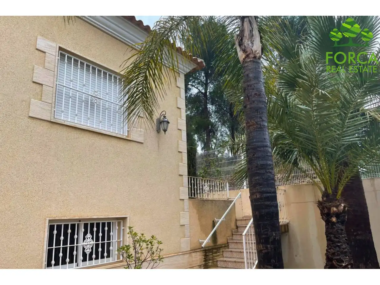Exterior view of Houses for sale in Murcia  with Heating, Swimming Pool and Alarm