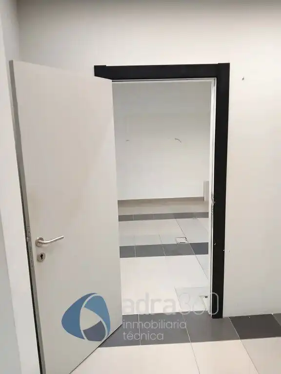 Office space to rent in María Zambrano, imagen 9