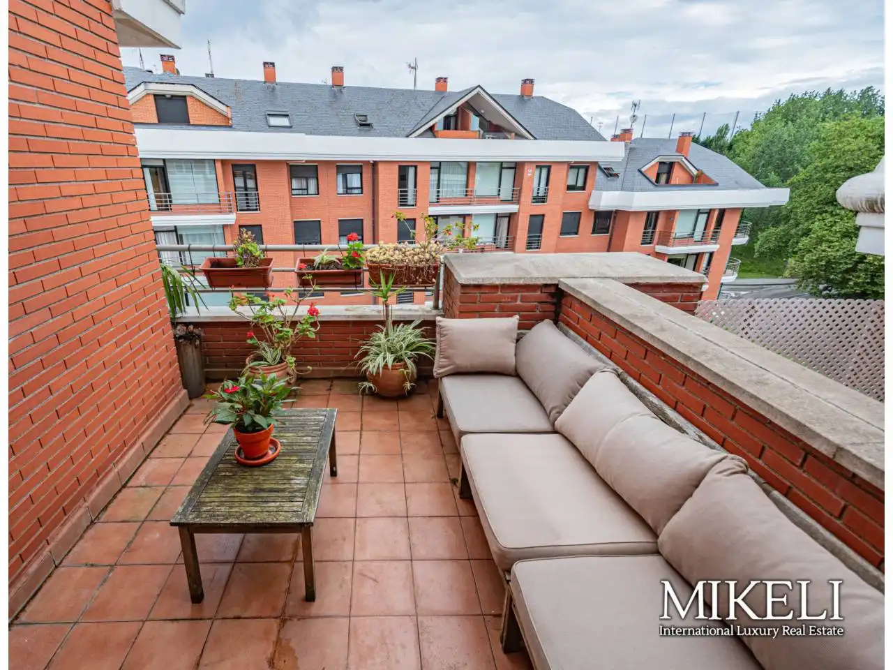 Maisonette zur Miete in Calle Arsenio Odriozola, 41, Valdenoja