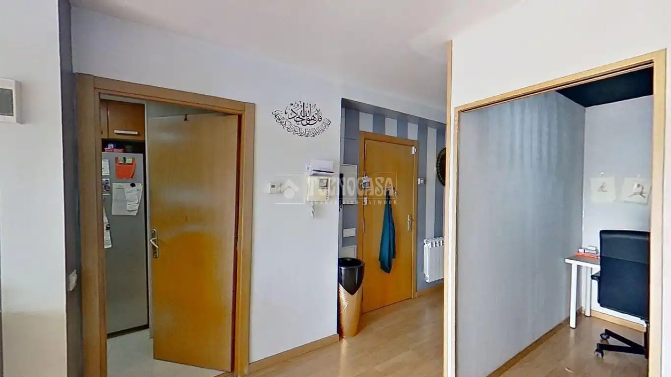 Flat for sale in Manresa  with Terrace and Balcony
