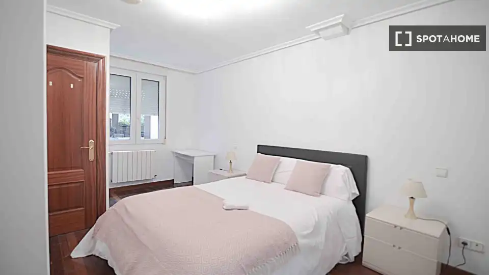 Habitación de Piso para compartir en Santander con Aire acondicionado, Calefacción y Amueblado
