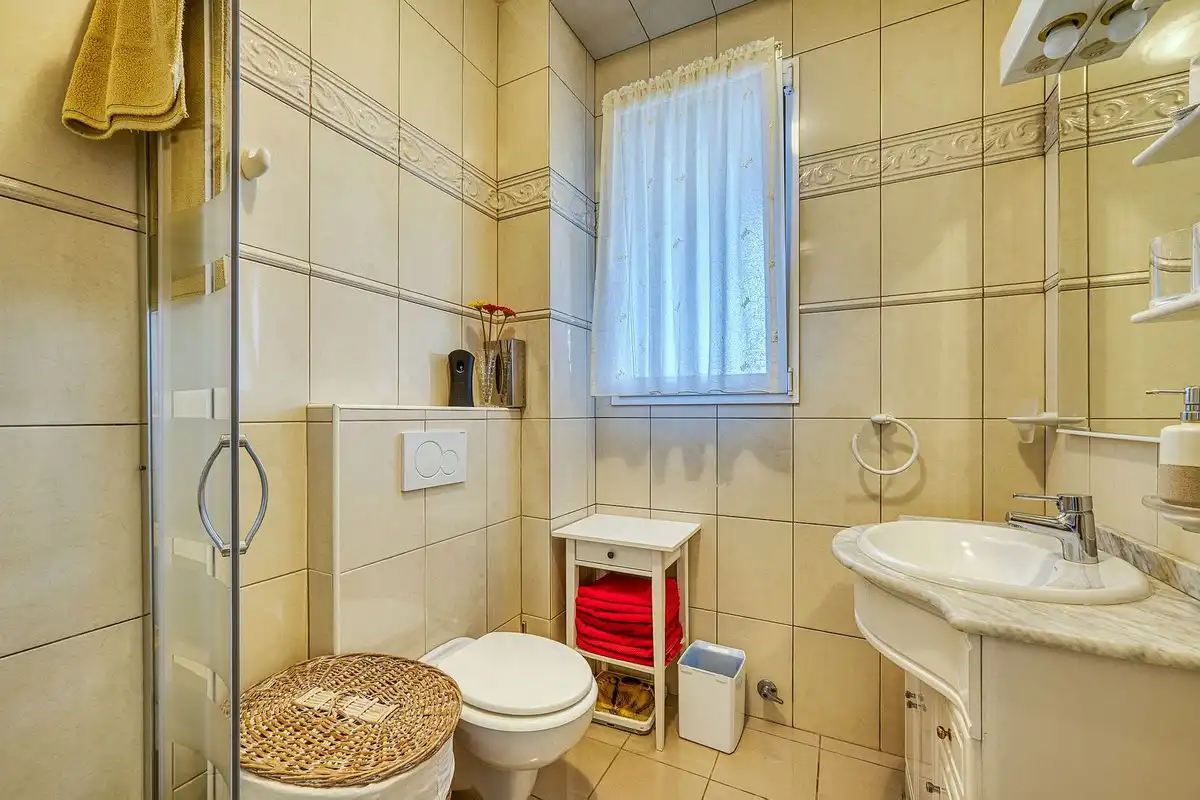 Bathroom of Detached homes for sale in Marbella  with Air Conditioner, Terrace and Storage room