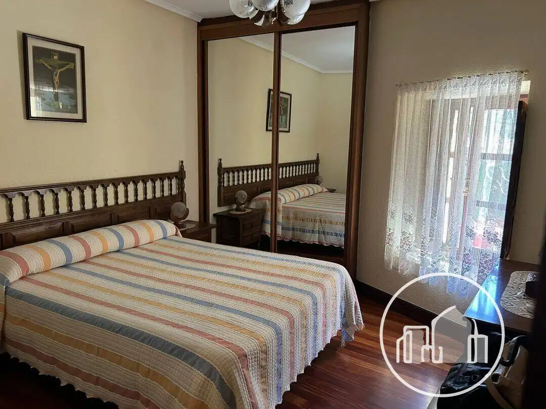Houses for sale in Merindad de Valdeporres