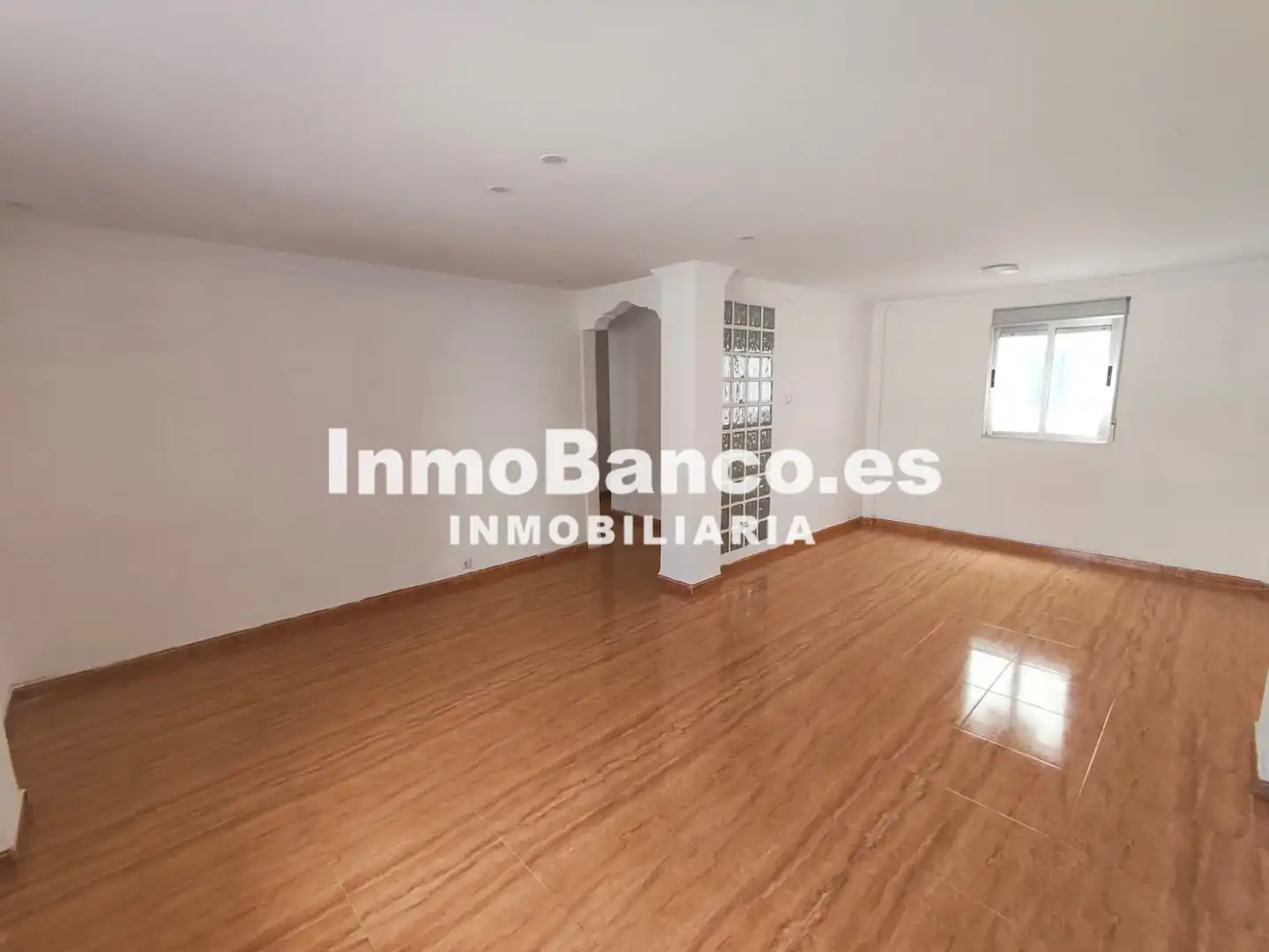Flat with terrace for sale in Carrer de la Mare de Déu dels Desemparats 50