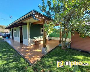 Jardí de Casa o xalet en venda en Laredo