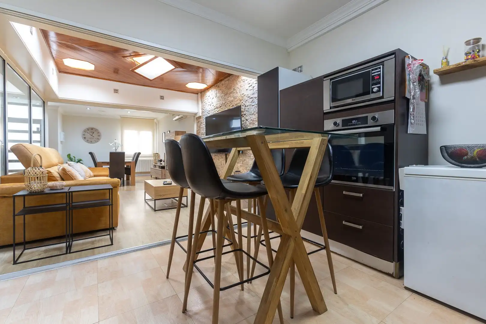 Küche von Einfamilien-Reihenhaus zum Verkauf in Roses mit Klimaanlage, Heizung und Terrasse