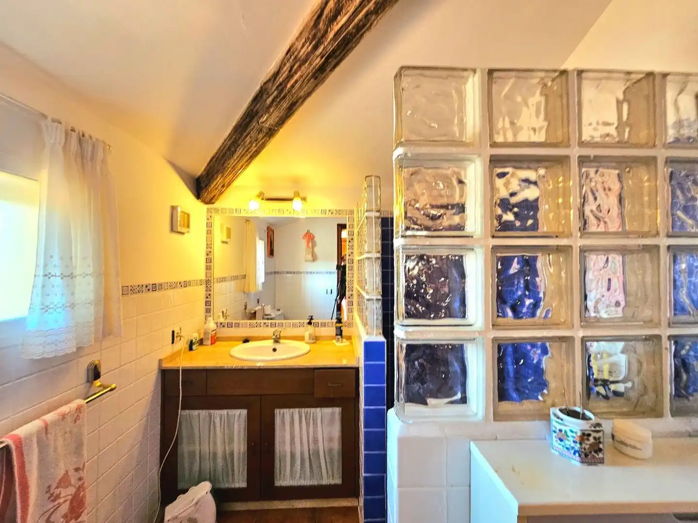 Bathroom of Houses for sale in Córdoba  with Air Conditioner, Private garden and Terrace