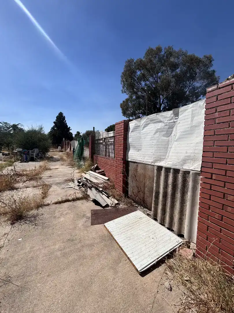 Casa o xalet en venda en Sanlúcar la Mayor amb Piscina