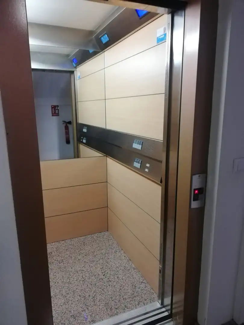 Apartament amb ascensor en venda a Casco Antiguo, imagen 15