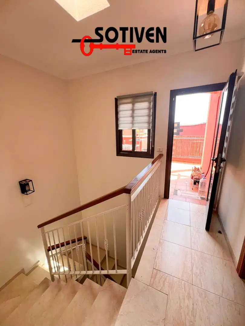 Terraced house with pool for sale in Casco Urbano, imagen 11